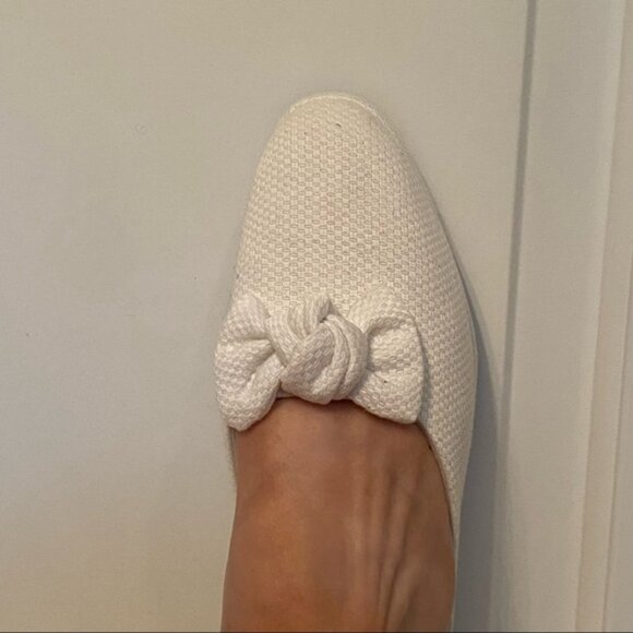 AMY JO GLADSTONE NEW SHOES SLIPPERS MULES WHITE TEXTURED FABRIC BOW - Picture 3 of 11
